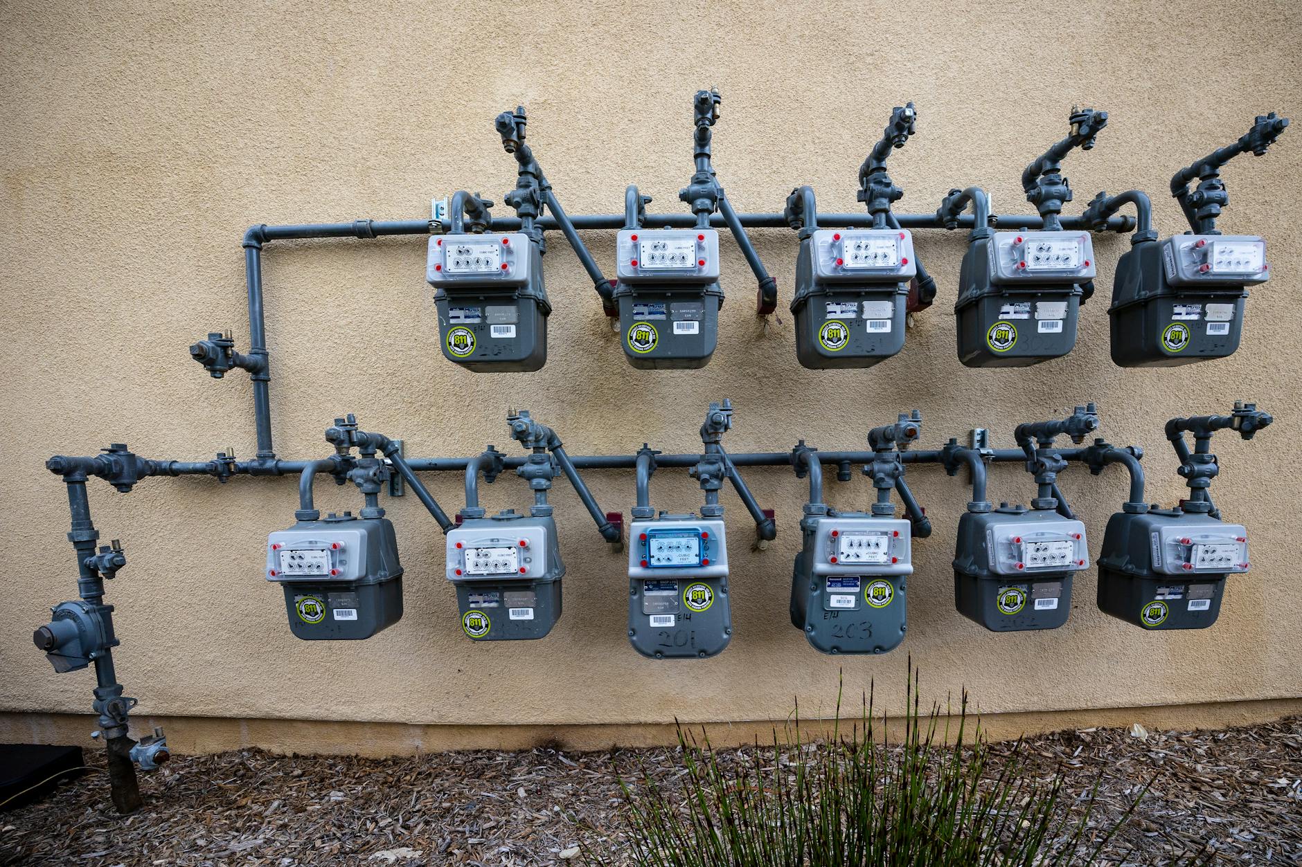 **Aprile 2026: il mese decisivo per rinegoziare il gas prima dell’estate – ecco perché le PMI italiane stanno già cambiando fornitore**